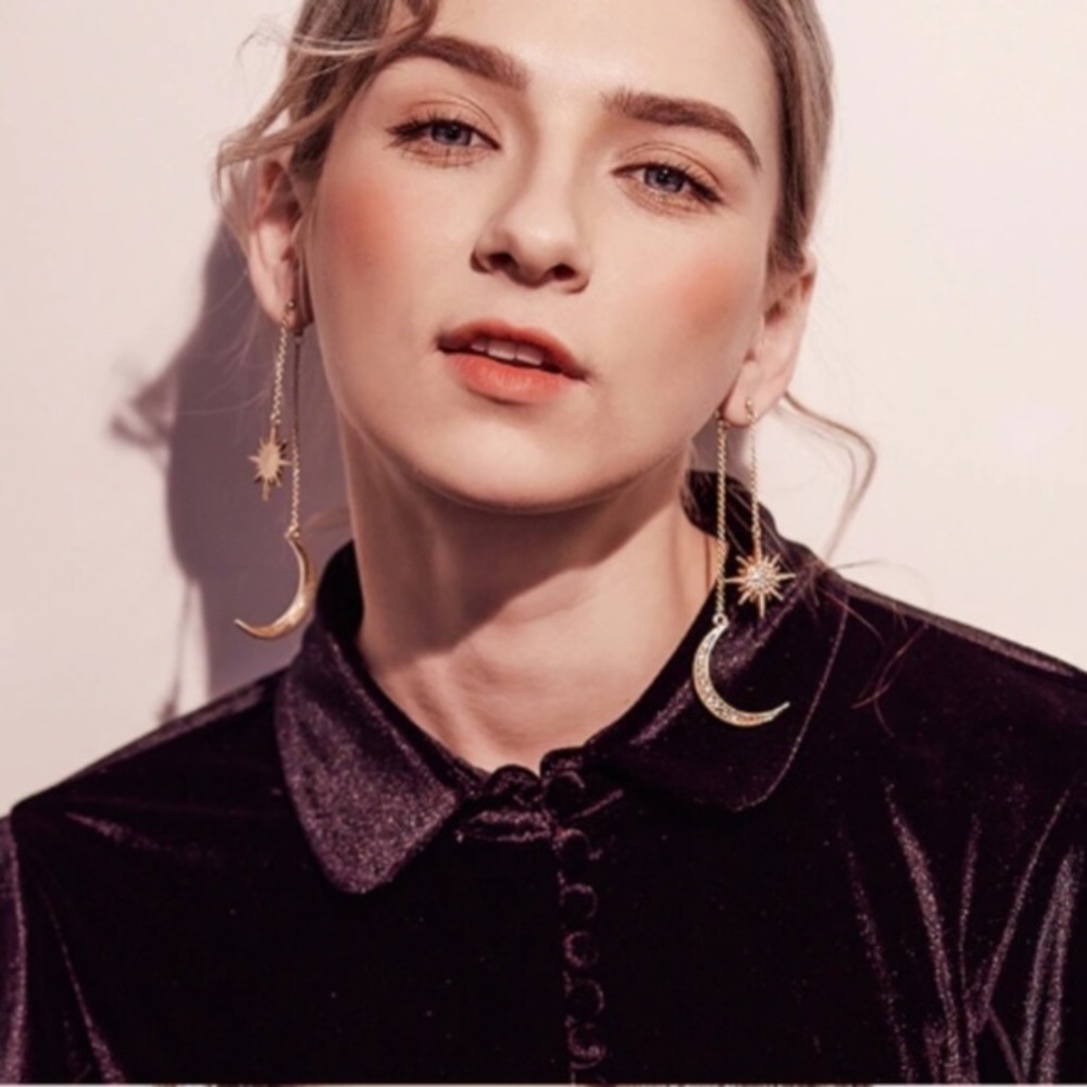 🌙 🌟 Lovely Boho crescent moon and star burst tassel earrings gold or silver - Picture 5 of 11